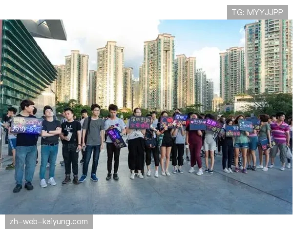 冠军球队球员参与线上粉丝互动答疑拉近距离,冠军主场 冠军球队球员参与线上粉丝互动答疑拉近距离,冠军主场